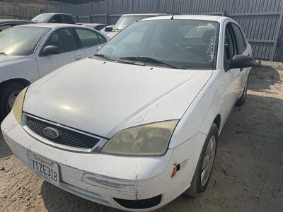 2006 Ford Focus ZX4 S   - Photo 1 - Chula Vista, CA 91911