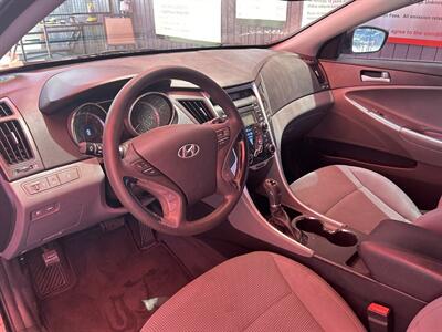 2013 Hyundai SONATA GLS   - Photo 6 - Chula Vista, CA 91911