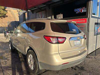 2014 Chevrolet Traverse LT   - Photo 2 - Chula Vista, CA 91911