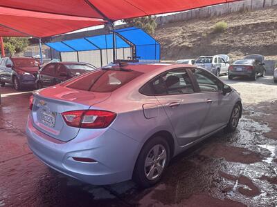 2018 Chevrolet Cruze LS Auto   - Photo 3 - Chula Vista, CA 91911