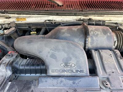 1998 Ford E-Series Chassis BOX TRUCK   - Photo 5 - Chula Vista, CA 91911