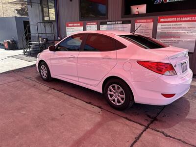 2013 Hyundai ACCENT GLS   - Photo 2 - Chula Vista, CA 91911
