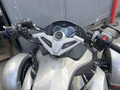 2008 Can-Am SPYDER   - Photo 3 - Chula Vista, CA 91911
