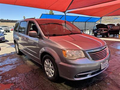 2014 Chrysler Town & Country Touring   - Photo 4 - Chula Vista, CA 91911