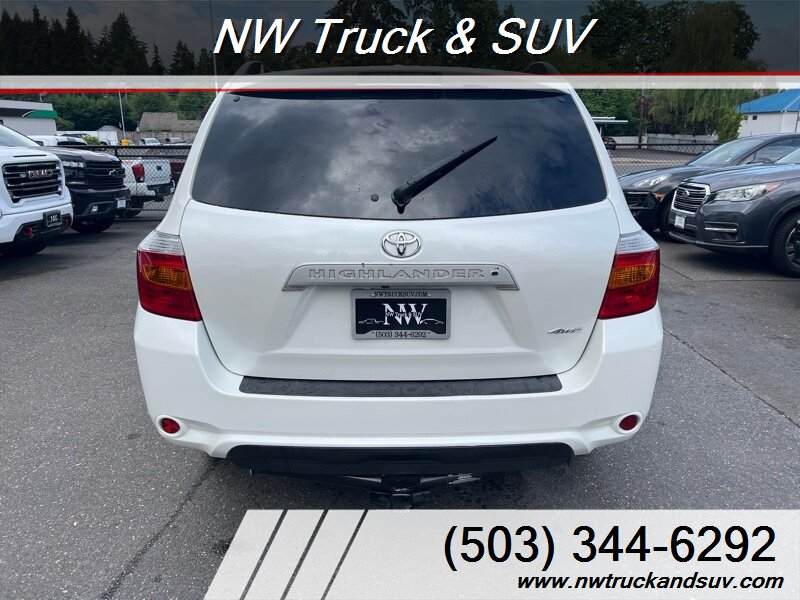 2010 Toyota Highlander SE photo 8