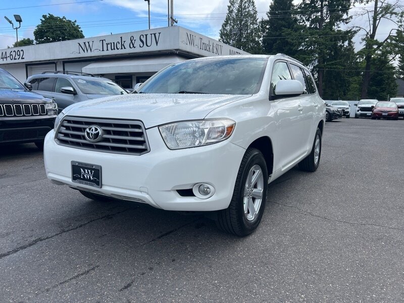 2010 Toyota Highlander SE  3.5 V6, AWD, 4X4, 4WD, Heated Leather Seats, Moon Roof, Backup Camera,