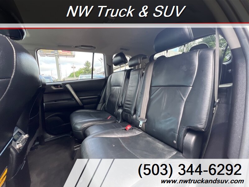 2010 Toyota Highlander SE photo 14