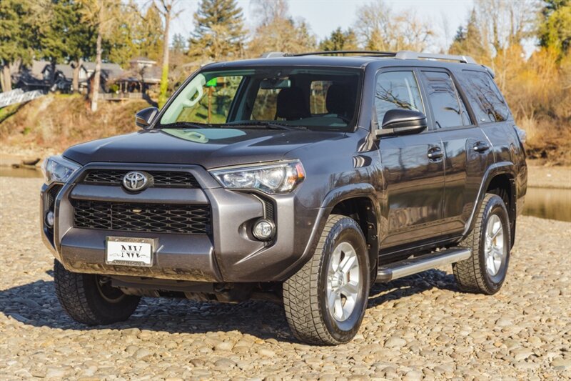 2018 Toyota 4Runner SR5 Premium  4.0 V6, 4X4, 4WD, 4 Wheel Drive, Power Sliding Rear Window
