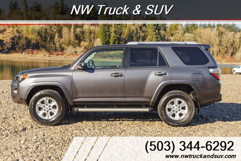 2018 Toyota 4Runner SR5 Premium photo 4