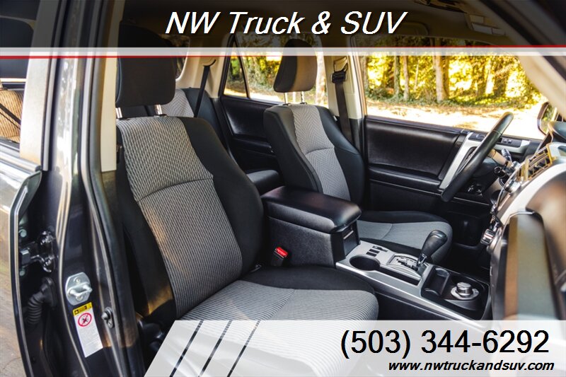 2018 Toyota 4Runner SR5 Premium photo 13