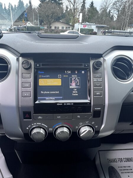 2017 Toyota Tundra SR5 5.7L V8 381hp 401ft. lbs, 2WD, Cloth Interior, backup Camera, Trailer Brake, Bucket Seats, Spray On Bedliner. - Photo 27 - Milwaukie, OR 97267