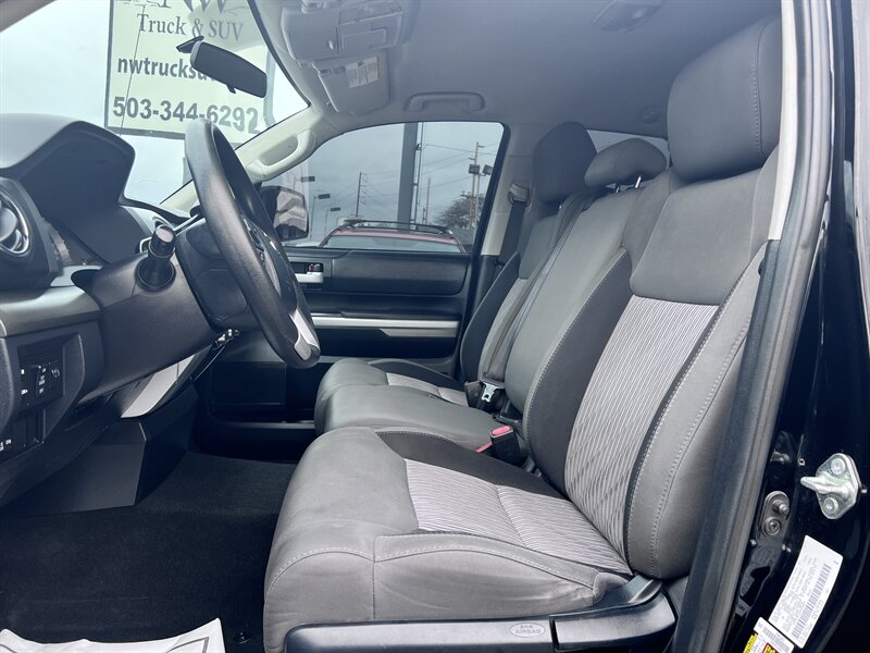 2017 Toyota Tundra SR5 5.7L V8 381hp 401ft. lbs, 2WD, Cloth Interior, backup Camera, Trailer Brake, Bucket Seats, Spray On Bedliner. - Photo 15 - Milwaukie, OR 97267