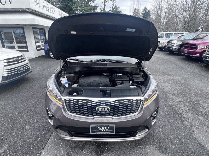 2019 Kia Sorento SXL Limited V6 3.3L V6, AWD, 7 Passenger, Leather Interior, Panoramic Moonroof, Heated and Cooking Seats, Heated Steering Wheel, Navigation, Backup Camera, 360 View Camera, Power Liftgate. - Photo 13 - Milwaukie, OR 97267
