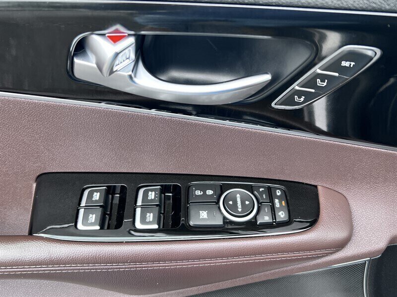 2019 Kia Sorento SXL Limited V6 3.3L V6, AWD, 7 Passenger, Leather Interior, Panoramic Moonroof, Heated and Cooking Seats, Heated Steering Wheel, Navigation, Backup Camera, 360 View Camera, Power Liftgate. - Photo 29 - Milwaukie, OR 97267