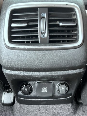 2019 Kia Sorento SXL Limited V6 3.3L V6, AWD, 7 Passenger, Leather Interior, Panoramic Moonroof, Heated and Cooking Seats, Heated Steering Wheel, Navigation, Backup Camera, 360 View Camera, Power Liftgate. - Photo 39 - Milwaukie, OR 97267