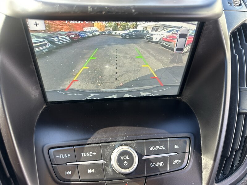 2017 Ford Escape SE EcoBoost 1.5L Turbo I4 179hp 177ft, Technology package, Backup Camera, New brakes, New Tires, No accidents, Clean car. - Photo 18 - Milwaukie, OR 97267