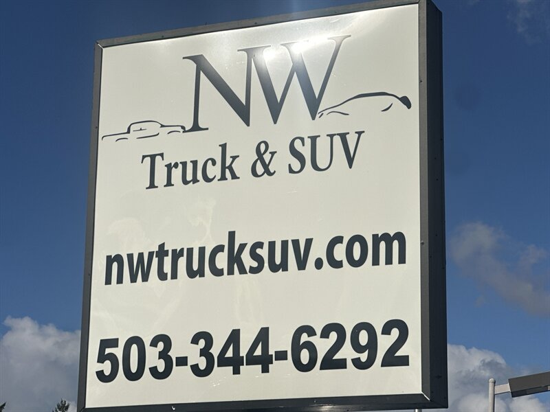 2017 Ford Escape SE EcoBoost 1.5L Turbo I4 179hp 177ft, Technology package, Backup Camera, New brakes, New Tires, No accidents, Clean car. - Photo 27 - Milwaukie, OR 97267