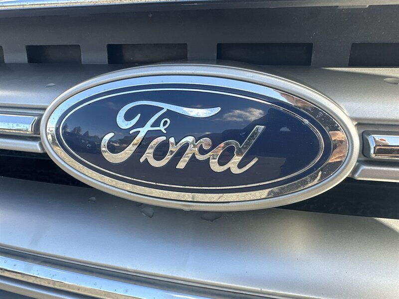 2017 Ford Escape SE EcoBoost 1.5L Turbo I4 179hp 177ft, Technology package, Backup Camera, New brakes, New Tires, No accidents, Clean car. - Photo 22 - Milwaukie, OR 97267