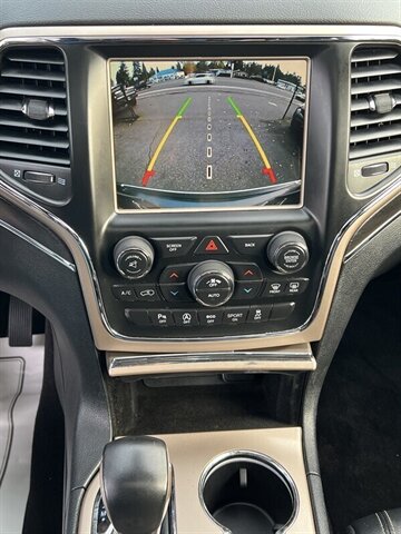 2017 Jeep Grand Cherokee Limited Pentastar 3.6L V6 295hp 260ft. lbs, 4X4, Leather Interior, Heated Front&Rear Seats, Heated Steering wheel, Power Sunroof, Parking Sensors, Power Liftgate, Backup Camera, Pwr 8-Way Seat with memory. - Photo 22 - Milwaukie, OR 97267