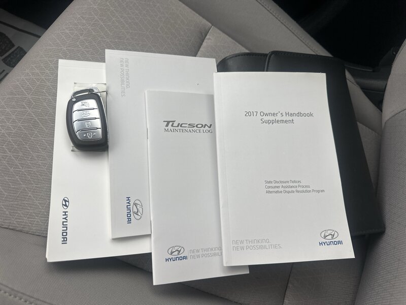 2017 Hyundai TUCSON Sport  1.6L Turbo I4 175hp, Backup Camera, Push Start, 19'' Alloy Wheels, Heated Side Mirrors, Blind Sport Detector with Rear Cross-Traffic Alert, Foglights, LED DRLs, Hands Free power Tailgate. - Photo 26 - Milwaukie, OR 97267