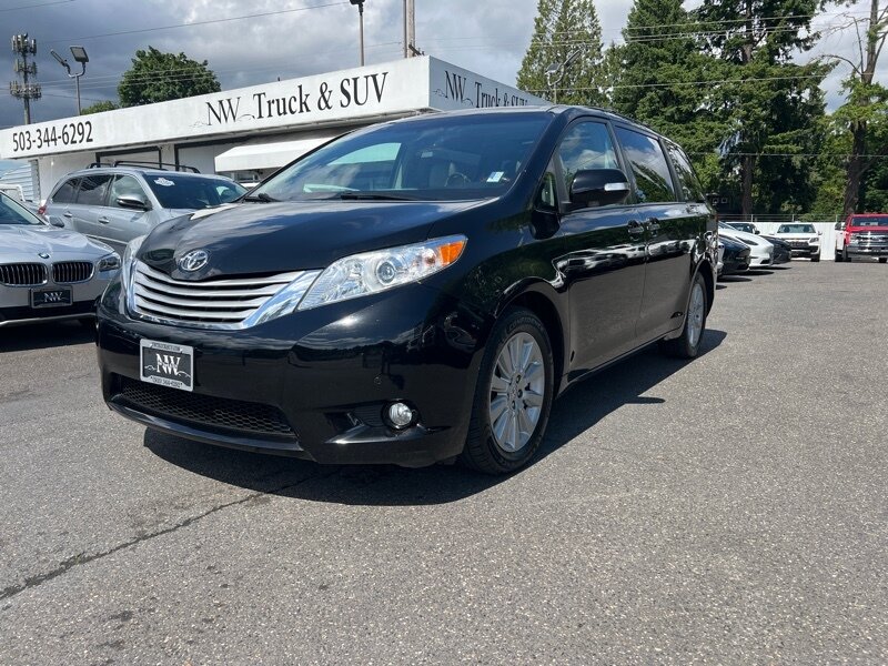 2014 Toyota Sienna Limited 7 Passenger  3.5 V6, AWD, All Wheel Drive, 7 Passenger, Heated Leather Seats, Dual Moon Roof