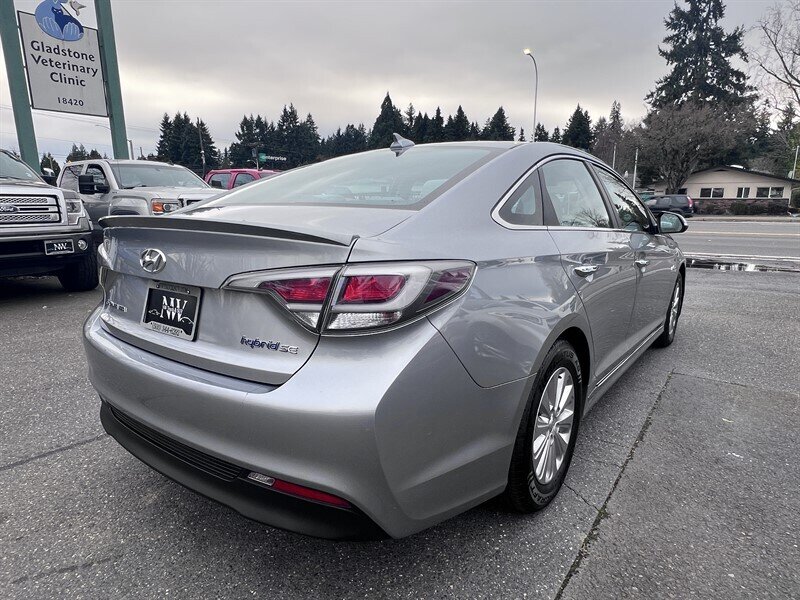 2016 Hyundai SONATA Hybrid SE 2.0L Hybrid I4 192hp 271ft. lbs, Cloth Interior, Backup Camera, Bluetooth connectivity, AUX and USB, premium wheels - Photo 7 - Milwaukie, OR 97267