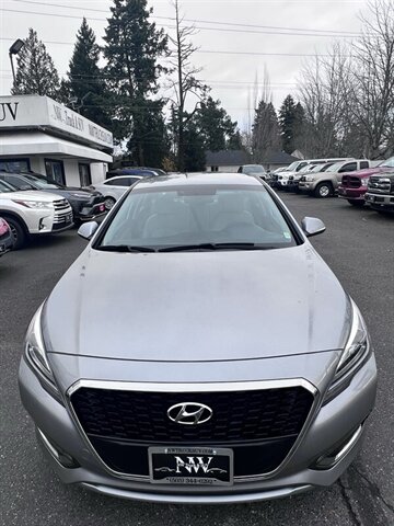 2016 Hyundai SONATA Hybrid SE 2.0L Hybrid I4 192hp 271ft. lbs, Cloth Interior, Backup Camera, Bluetooth connectivity, AUX and USB, premium wheels - Photo 9 - Milwaukie, OR 97267