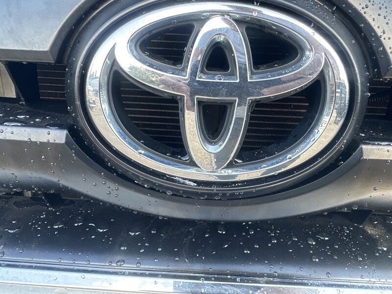 2006 Toyota Tacoma PreRunner V6   - Photo 8 - Milwaukie, OR 97267