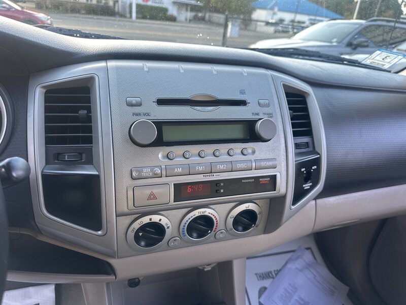 2006 Toyota Tacoma PreRunner V6   - Photo 22 - Milwaukie, OR 97267