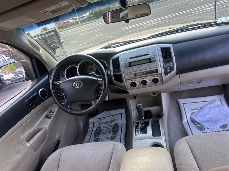 2006 Toyota Tacoma PreRunner V6   - Photo 16 - Milwaukie, OR 97267
