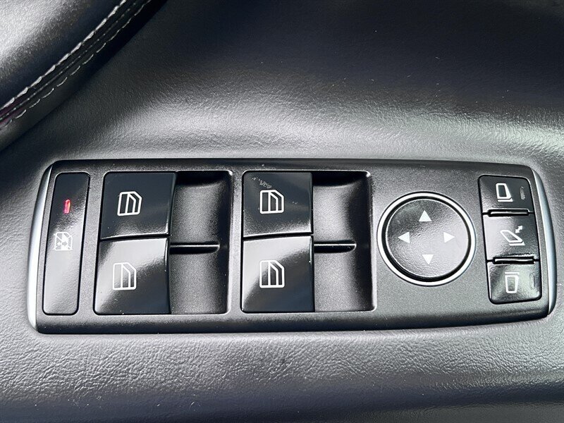 2017 Tesla Model X 75D Electric 328hp 387ft. lbs, AWD, Dual Motor, Black Interior, Backup Camera, Navigation, 3Rd Row Seating, Suicide Doors. - Photo 15 - Milwaukie, OR 97267