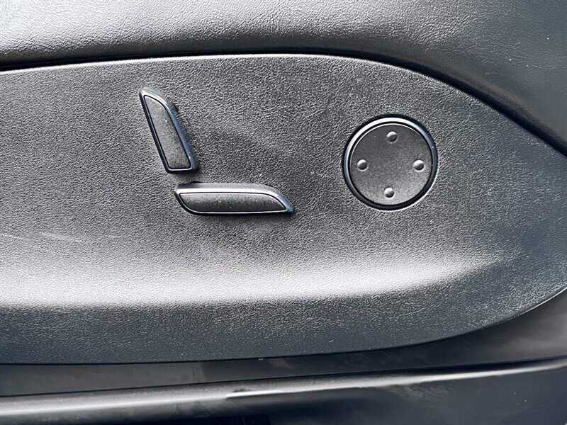 2017 Tesla Model X 75D Electric 328hp 387ft. lbs, AWD, Dual Motor, Black Interior, Backup Camera, Navigation, 3Rd Row Seating, Suicide Doors. - Photo 27 - Milwaukie, OR 97267