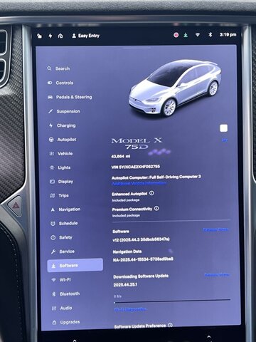 2017 Tesla Model X 75D Electric 328hp 387ft. lbs, AWD, Dual Motor, Black Interior, Backup Camera, Navigation, 3Rd Row Seating, Suicide Doors. - Photo 17 - Milwaukie, OR 97267