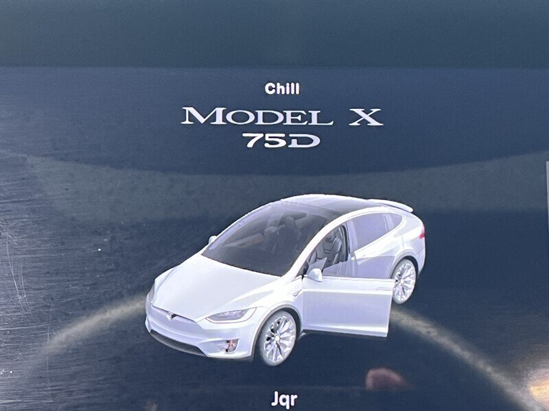 2017 Tesla Model X 75D Electric 328hp 387ft. lbs, AWD, Dual Motor, Black Interior, Backup Camera, Navigation, 3Rd Row Seating, Suicide Doors. - Photo 16 - Milwaukie, OR 97267