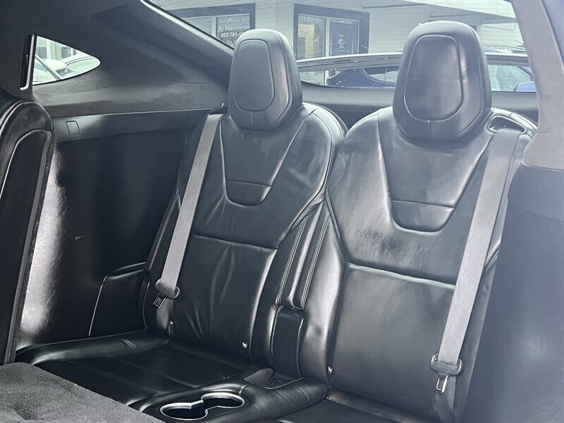 2017 Tesla Model X 75D Electric 328hp 387ft. lbs, AWD, Dual Motor, Black Interior, Backup Camera, Navigation, 3Rd Row Seating, Suicide Doors. - Photo 25 - Milwaukie, OR 97267