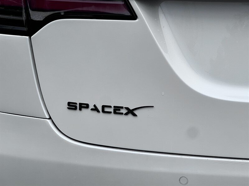 2017 Tesla Model X 75D Electric 328hp 387ft. lbs, AWD, Dual Motor, Black Interior, Backup Camera, Navigation, 3Rd Row Seating, Suicide Doors. - Photo 13 - Milwaukie, OR 97267