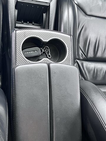 2017 Tesla Model X 75D Electric 328hp 387ft. lbs, AWD, Dual Motor, Black Interior, Backup Camera, Navigation, 3Rd Row Seating, Suicide Doors. - Photo 19 - Milwaukie, OR 97267