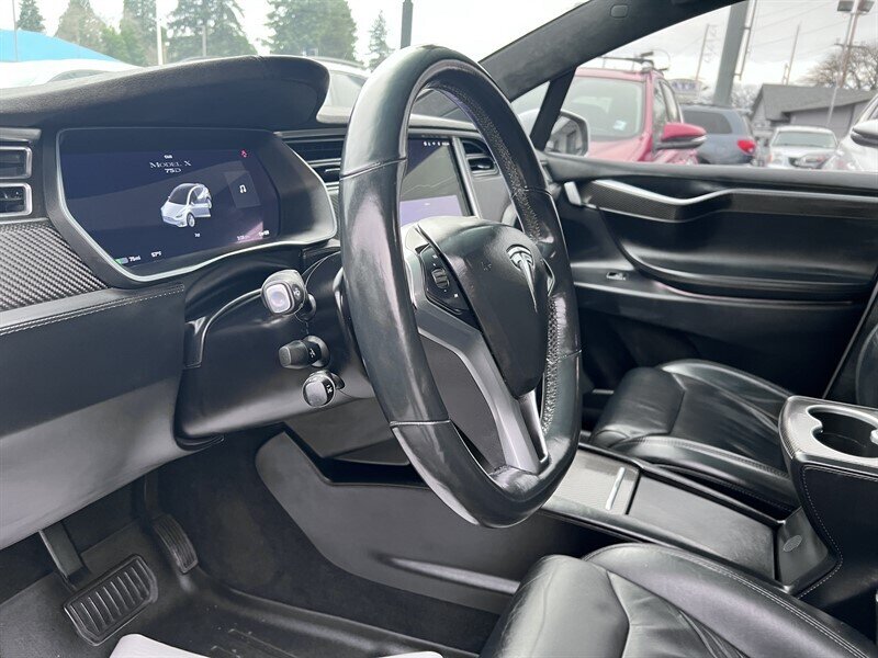 2017 Tesla Model X 75D Electric 328hp 387ft. lbs, AWD, Dual Motor, Black Interior, Backup Camera, Navigation, 3Rd Row Seating, Suicide Doors. - Photo 33 - Milwaukie, OR 97267