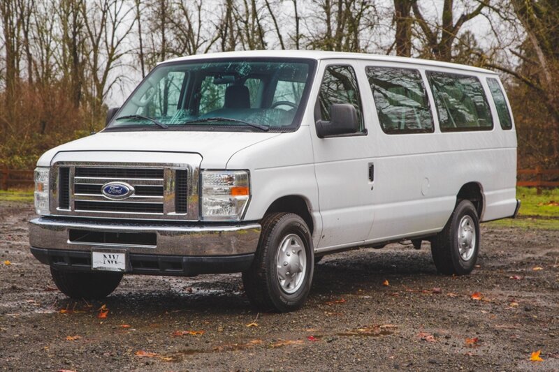 2014 Ford E-Series Van XLT  Econoline  E350, E 350, 5.4 V8, Passenger van, Extended Van