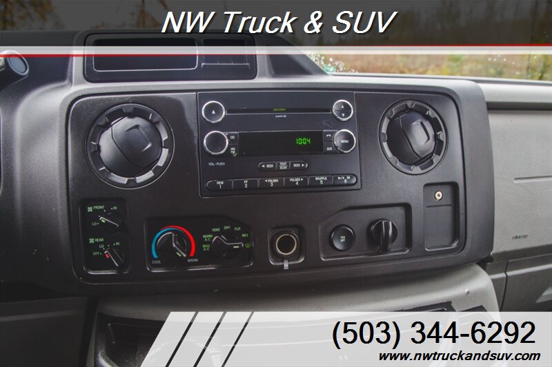 2014 Ford E-350 photo 15