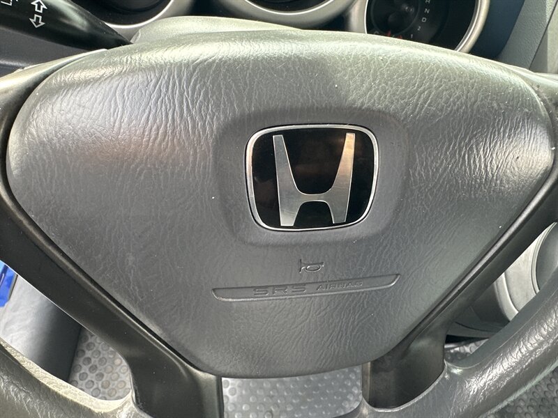 2004 Honda Element LX  2.4L I4 160hp 161ft. lbs, FWD, New Tires, Rear Seats folds up. More Cargo Room - Photo 28 - Milwaukie, OR 97267