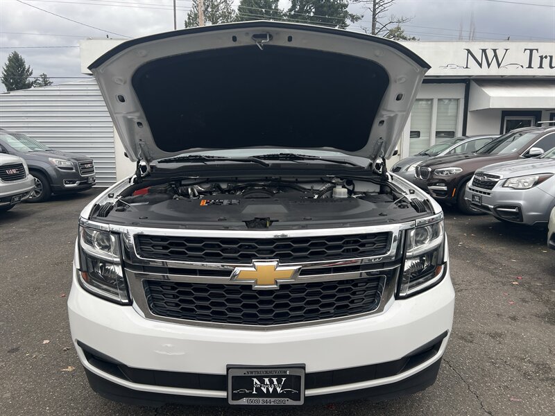 2018 Chevrolet Tahoe LT EcoTec3 5.3L V8 355hp 383ft. lbs, 4X4, AWD, Leather Interior, Cooling and Heated seats, Memory Seats, Navigation, Backup Camera, Parking Sensors, Running Boards, Power Liftgate, Power Folding Mirrors. - Photo 11 - Milwaukie, OR 97267
