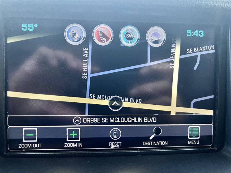 2018 Chevrolet Tahoe LT EcoTec3 5.3L V8 355hp 383ft. lbs, 4X4, AWD, Leather Interior, Cooling and Heated seats, Memory Seats, Navigation, Backup Camera, Parking Sensors, Running Boards, Power Liftgate, Power Folding Mirrors. - Photo 37 - Milwaukie, OR 97267