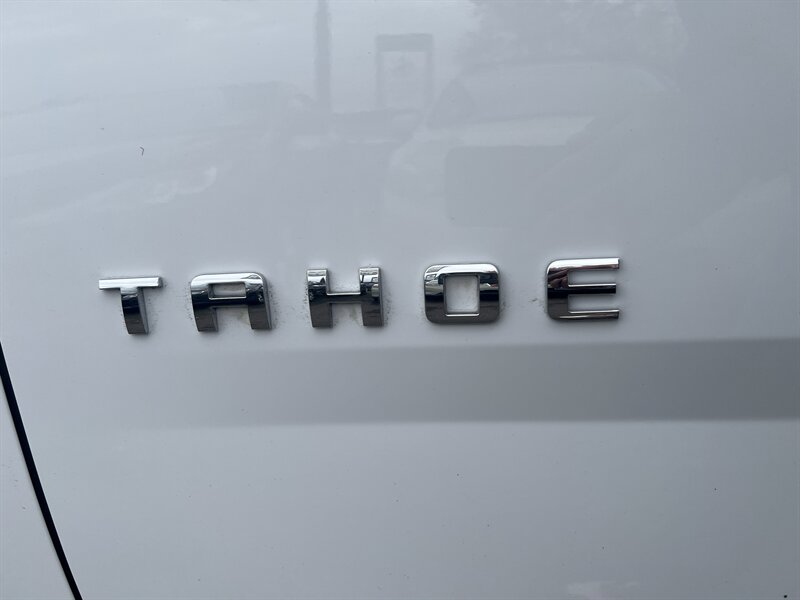 2018 Chevrolet Tahoe LT EcoTec3 5.3L V8 355hp 383ft. lbs, 4X4, AWD, Leather Interior, Cooling and Heated seats, Memory Seats, Navigation, Backup Camera, Parking Sensors, Running Boards, Power Liftgate, Power Folding Mirrors. - Photo 44 - Milwaukie, OR 97267
