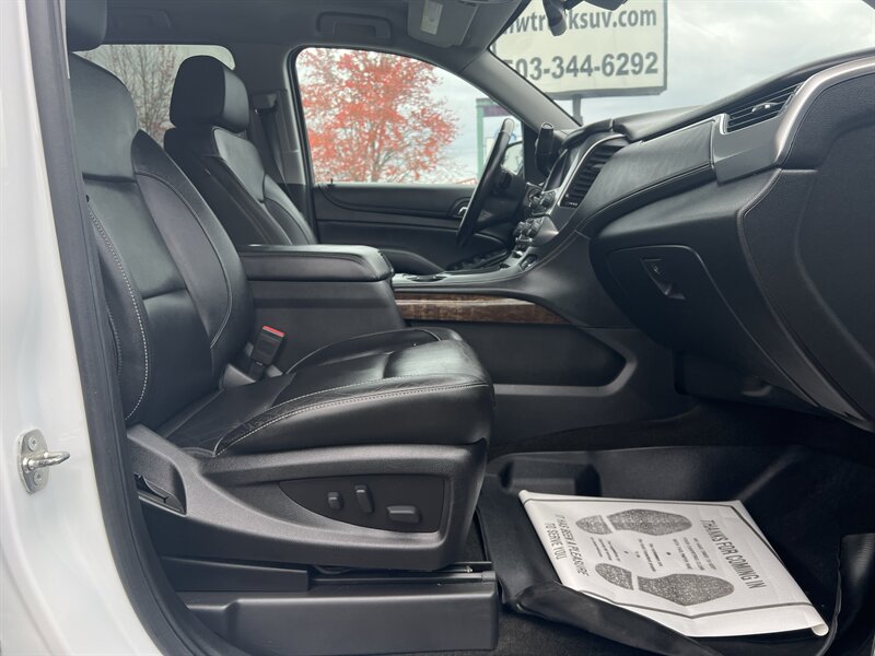 2018 Chevrolet Tahoe LT EcoTec3 5.3L V8 355hp 383ft. lbs, 4X4, AWD, Leather Interior, Cooling and Heated seats, Memory Seats, Navigation, Backup Camera, Parking Sensors, Running Boards, Power Liftgate, Power Folding Mirrors. - Photo 17 - Milwaukie, OR 97267