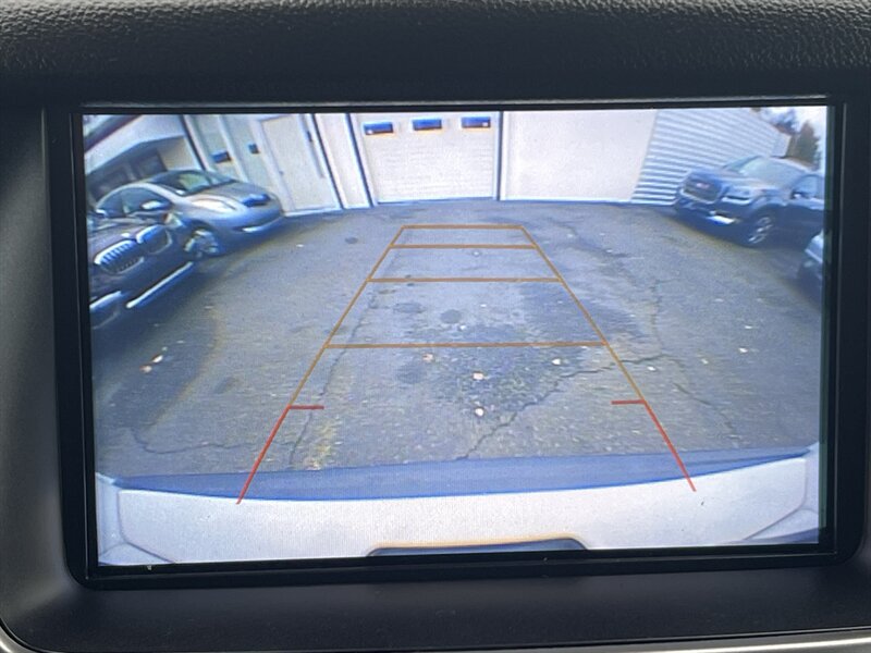 2018 Chevrolet Tahoe LT EcoTec3 5.3L V8 355hp 383ft. lbs, 4X4, AWD, Leather Interior, Cooling and Heated seats, Memory Seats, Navigation, Backup Camera, Parking Sensors, Running Boards, Power Liftgate, Power Folding Mirrors. - Photo 39 - Milwaukie, OR 97267