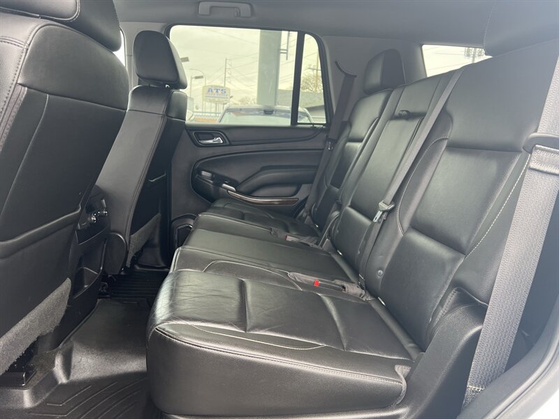 2018 Chevrolet Tahoe LT EcoTec3 5.3L V8 355hp 383ft. lbs, 4X4, AWD, Leather Interior, Cooling and Heated seats, Memory Seats, Navigation, Backup Camera, Parking Sensors, Running Boards, Power Liftgate, Power Folding Mirrors. - Photo 19 - Milwaukie, OR 97267
