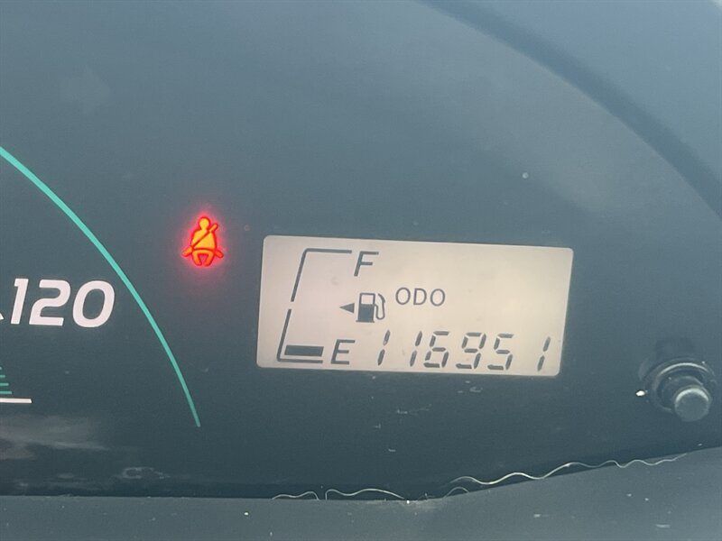 2008 Toyota Yaris 1.5L I4 106hp 103ft. lbs, Manual Transmission, FWD, Aux code capability. - Photo 11 - Milwaukie, OR 97267