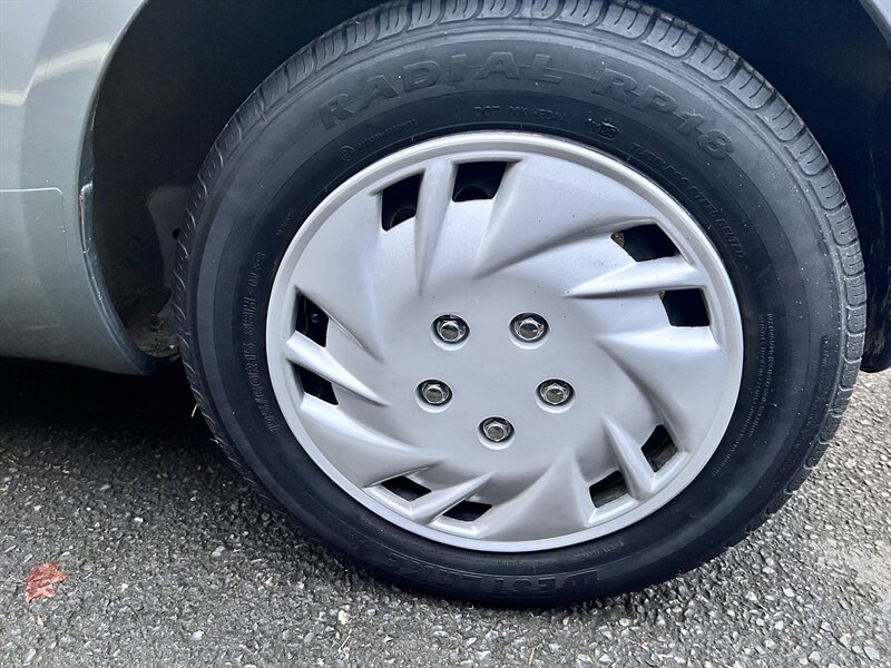 2008 Toyota Yaris 1.5L I4 106hp 103ft. lbs, Manual Transmission, FWD, Aux code capability. - Photo 23 - Milwaukie, OR 97267