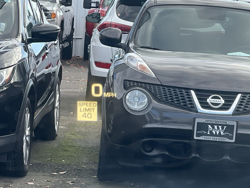 2017 Cadillac Escalade Luxury EcoTec3 6.2L V8 420hp 460ft, 4X4, Tow Hitch , 7 Seats, Leather Interior, Heat & Cool Seats, Moonroof, Parking Sensors, Navigation, Heads Up Display, Backup Camera, Rearview Mirror Cam, Running Boards. - Photo 44 - Milwaukie, OR 97267